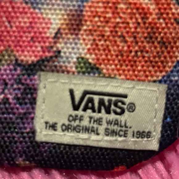 Vans Floral Wristlet Clutch - Picture 5 of 6